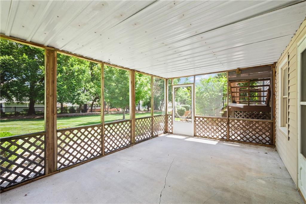 3329 Gateway Drive Property Photo 37