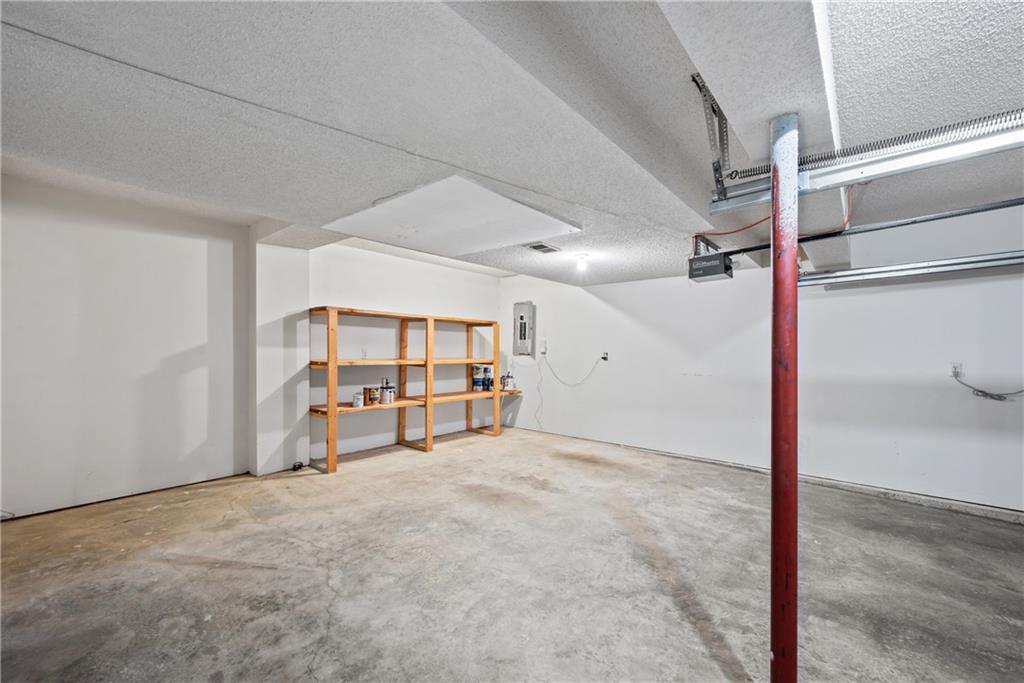 3329 Gateway Drive Property Photo 40