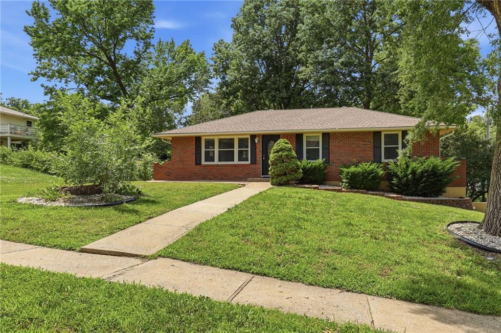 8506 Maple Avenue Property Photo 3