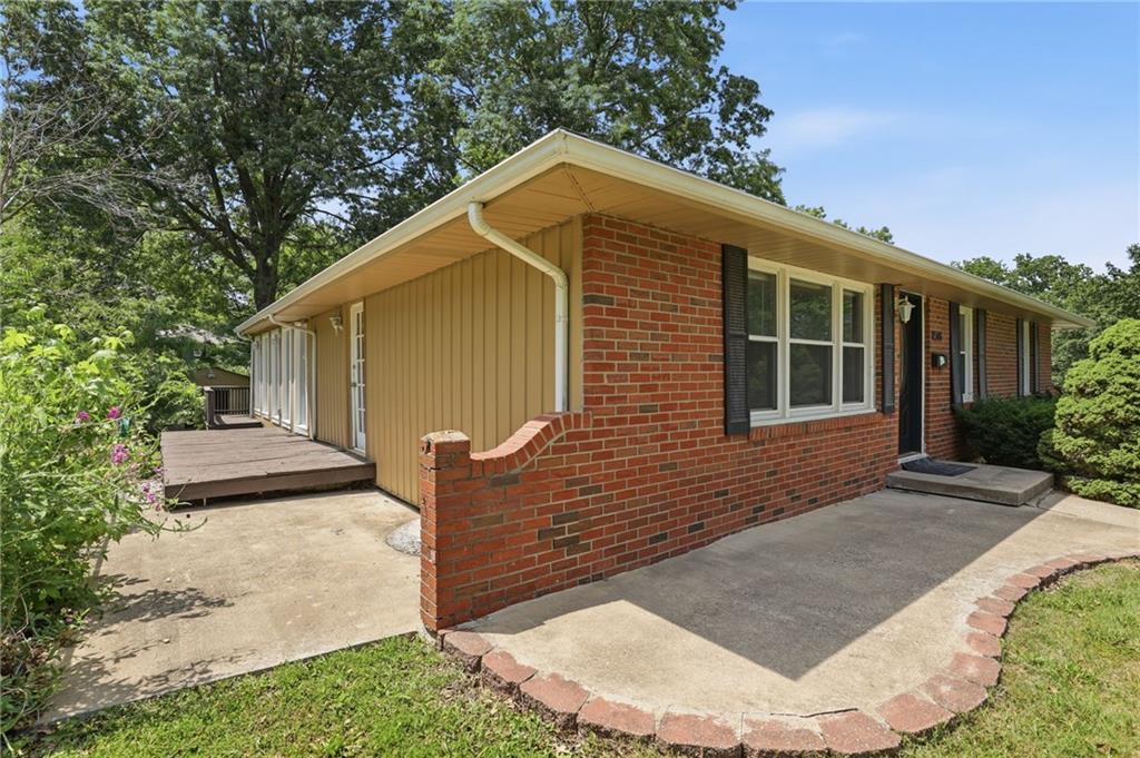 8506 Maple Avenue Property Photo 4