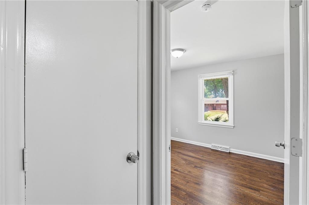 8506 Maple Avenue Property Photo 25