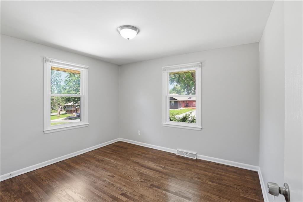 8506 Maple Avenue Property Photo 31