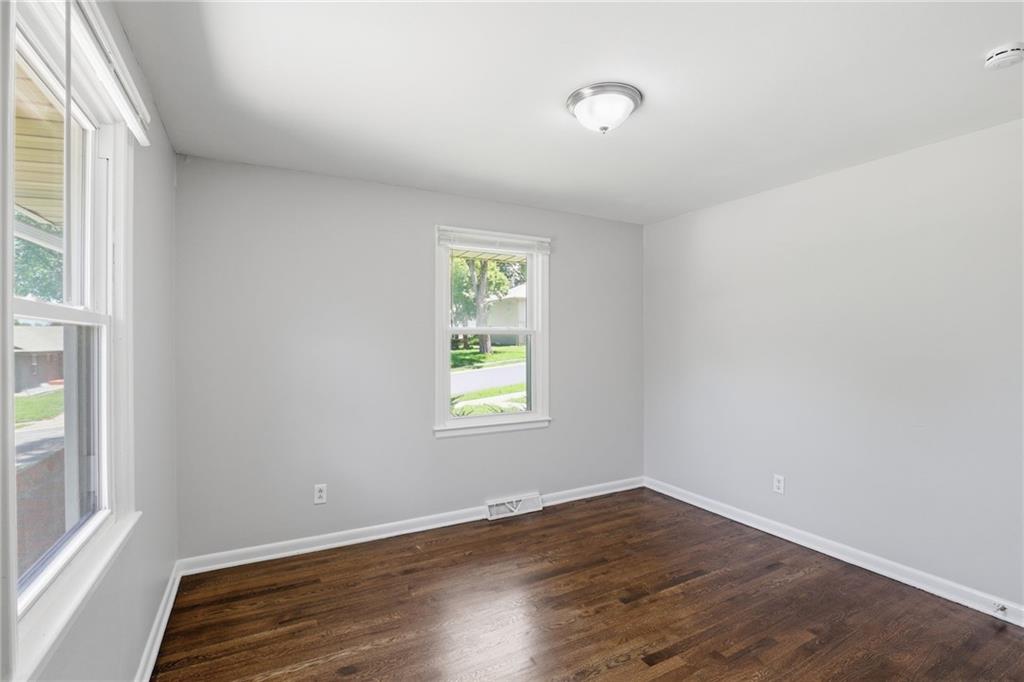 8506 Maple Avenue Property Photo 34