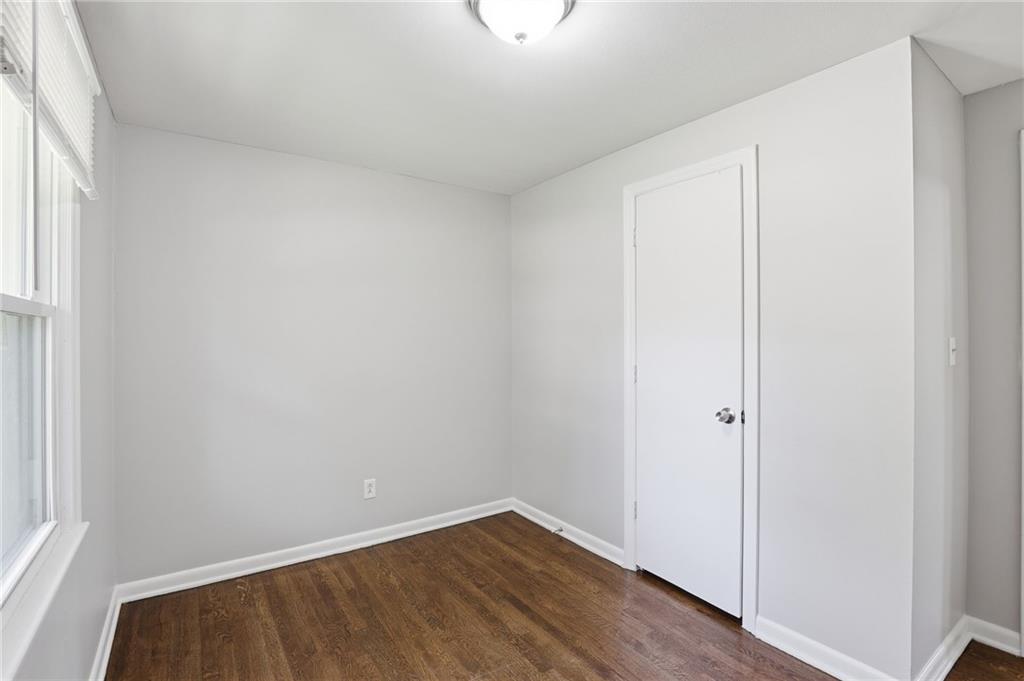 8506 Maple Avenue Property Photo 36