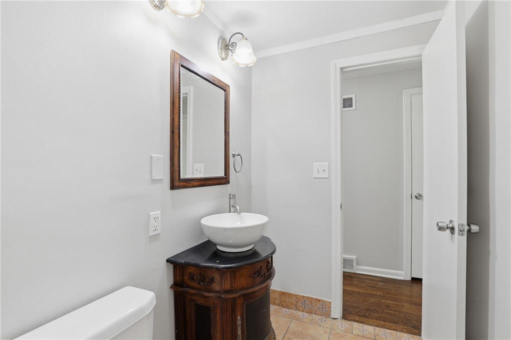 8506 Maple Avenue Property Photo 42
