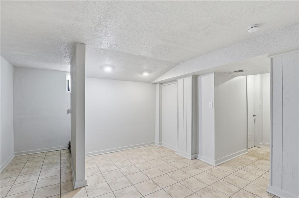 8506 Maple Avenue Property Photo 43