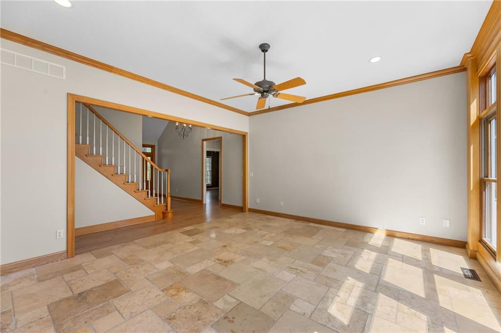 7447 Mize Road Property Photo 17