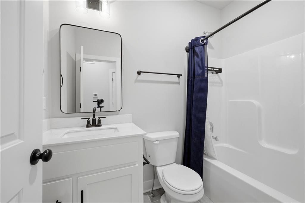 3919 Valley Forge Drive Property Photo 14