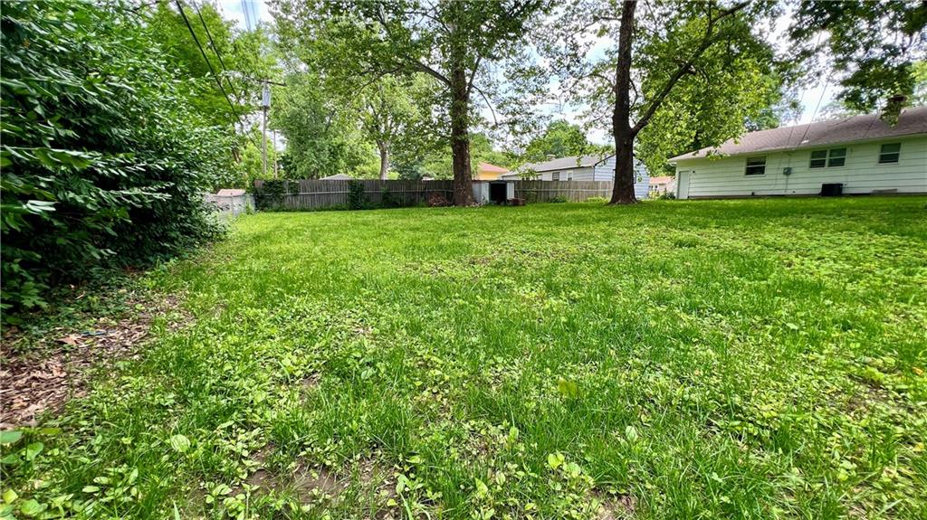 204 N Park Drive Property Photo 33