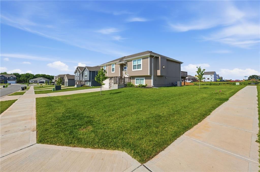 700 Summer Dawn Circle Property Photo 2