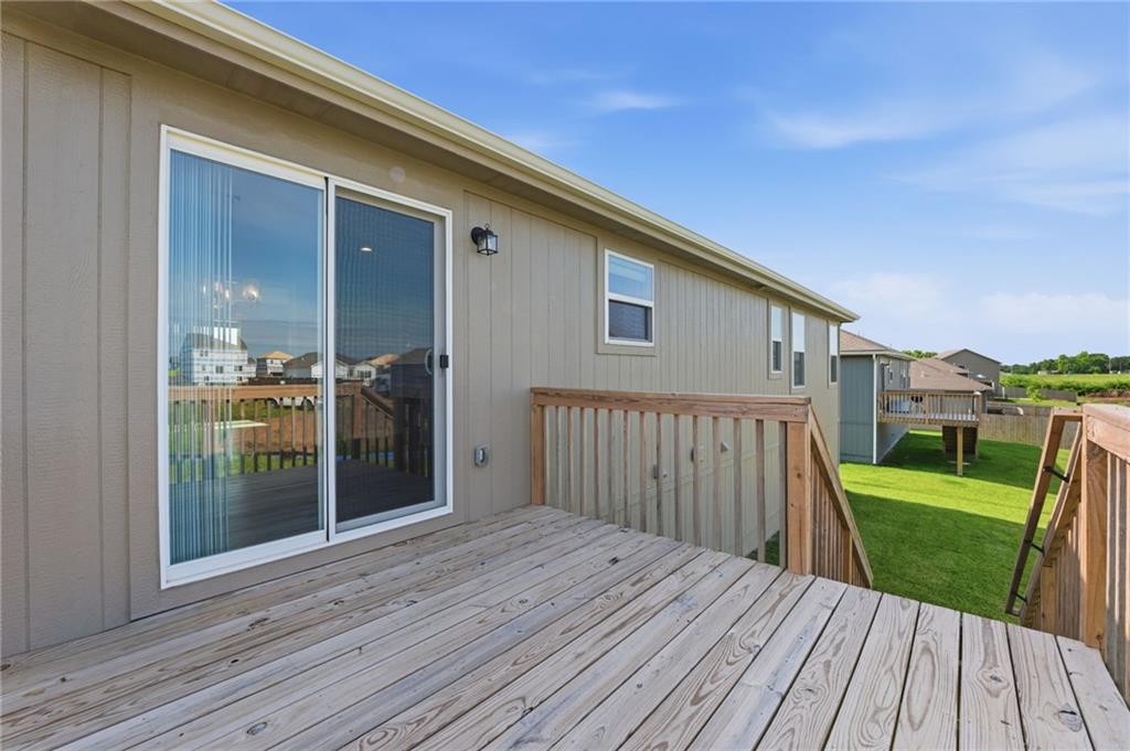 700 Summer Dawn Circle Property Photo 4