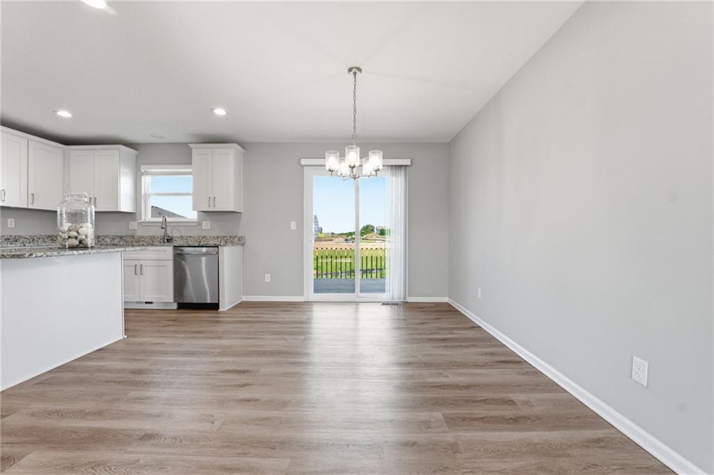 700 Summer Dawn Circle Property Photo 8