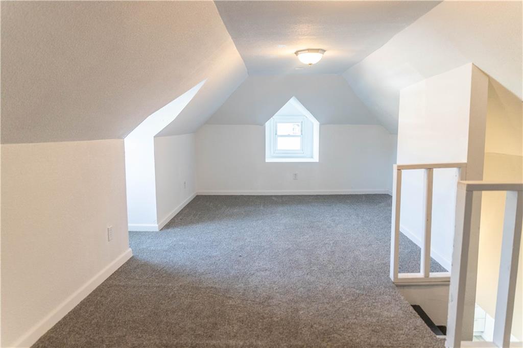 457 S Lyon Avenue Property Photo 19