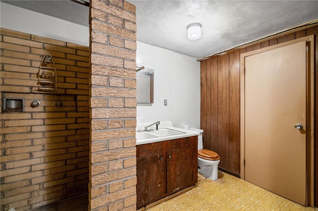 503 Hallar Avenue Property Photo 23