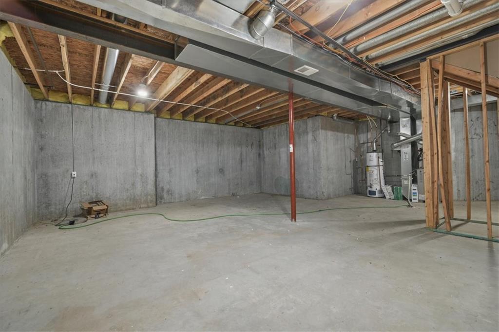 9014 N St Clair Avenue Property Photo 24
