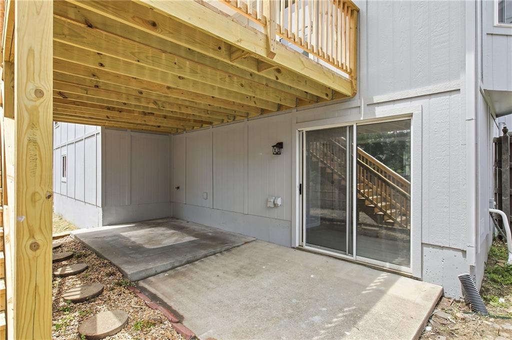1130 Sw Eastman Court Property Photo 36
