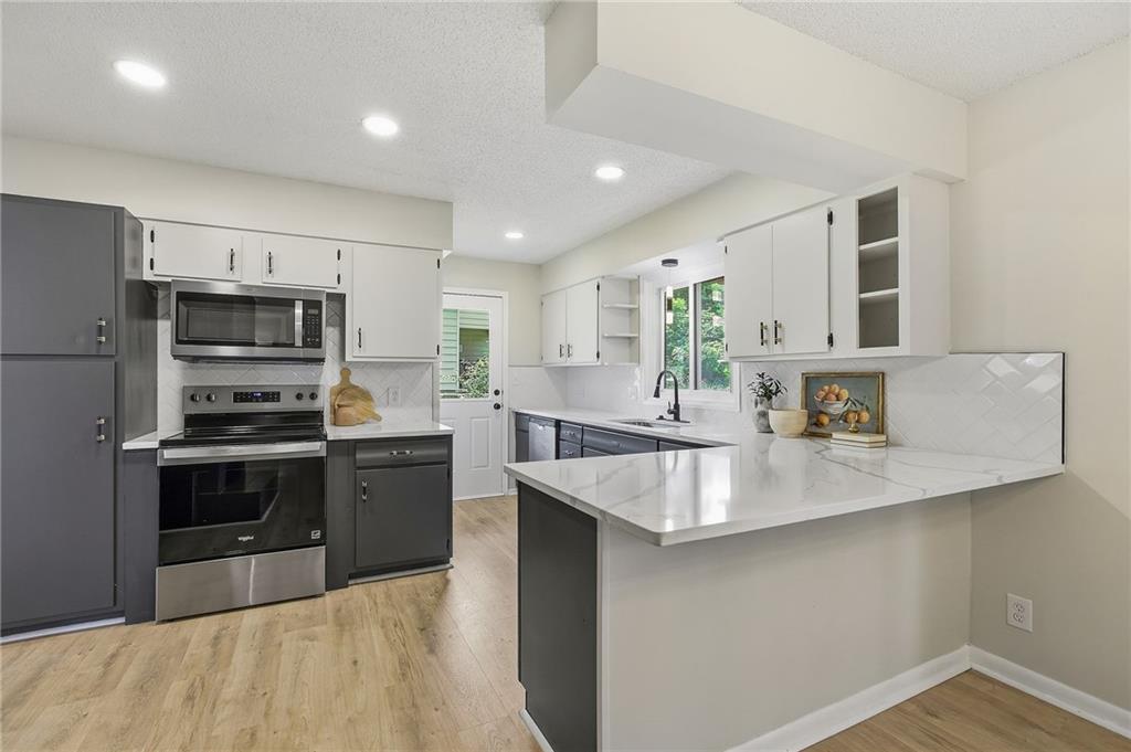 7745 Yecker Avenue Property Photo 8
