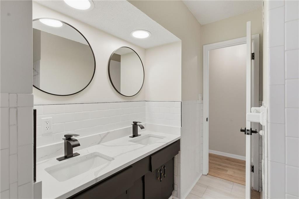 7745 Yecker Avenue Property Photo 20