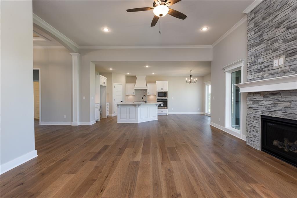 10130 N Winchester Avenue Property Photo 6