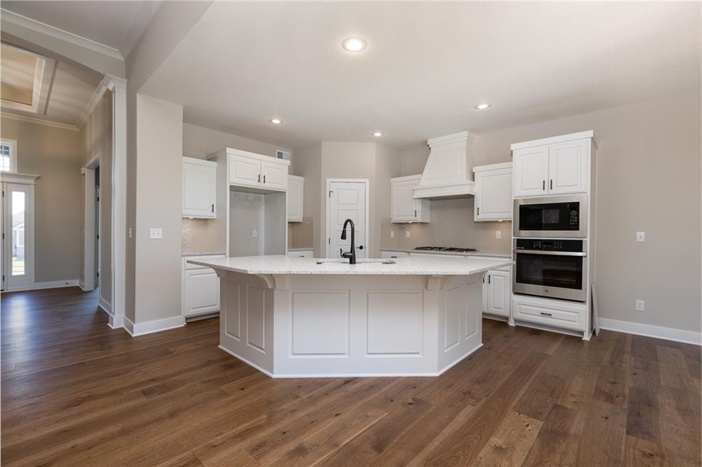 10130 N Winchester Avenue Property Photo 10