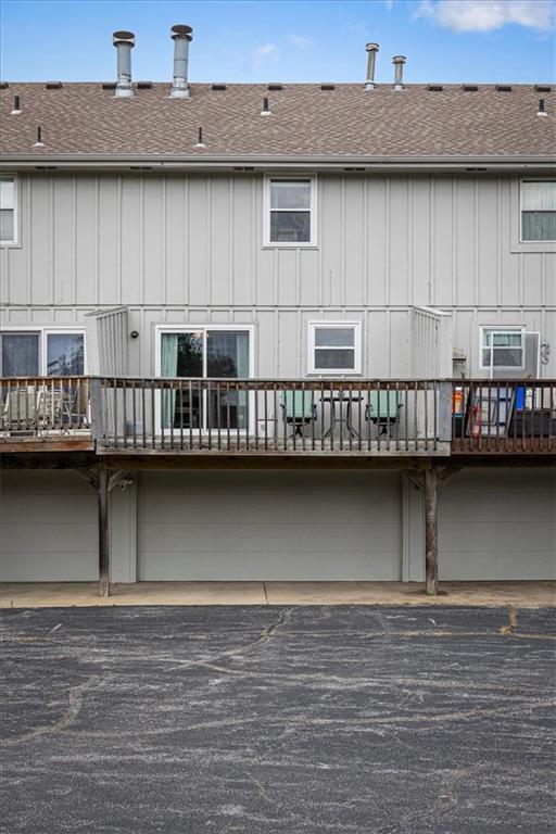 7019 N Fisk Court Property Photo 13
