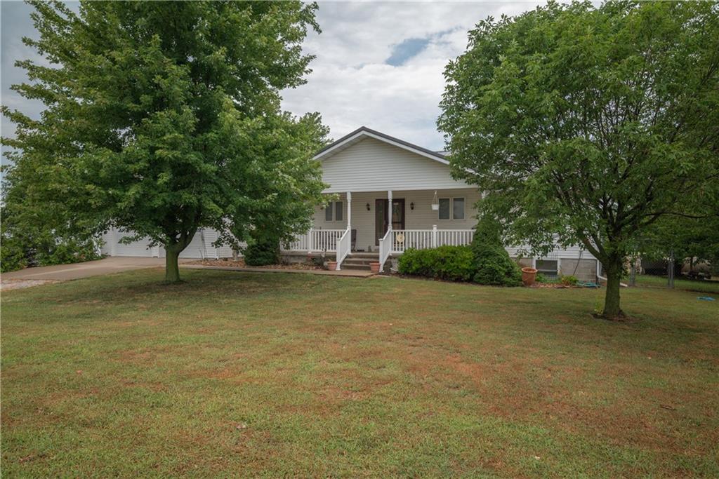 619 V Highway Property Photo 1