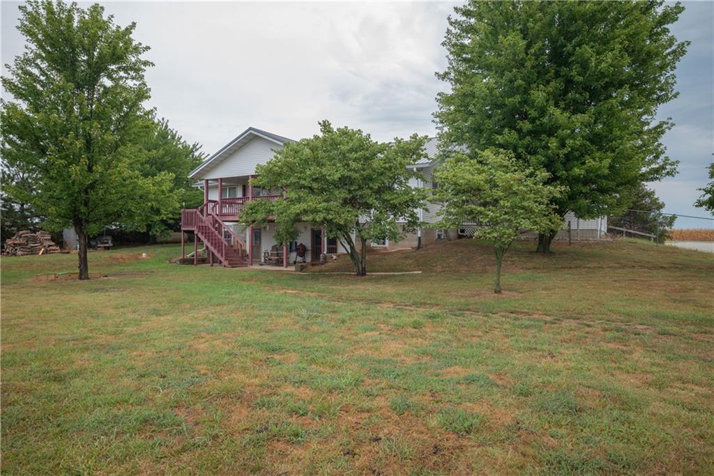 619 V Highway Property Photo 14