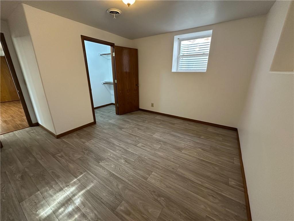 619 V Highway Property Photo 32