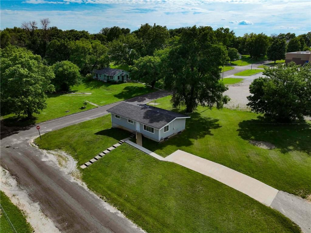 1115 3rd Avenue Property Photo 3