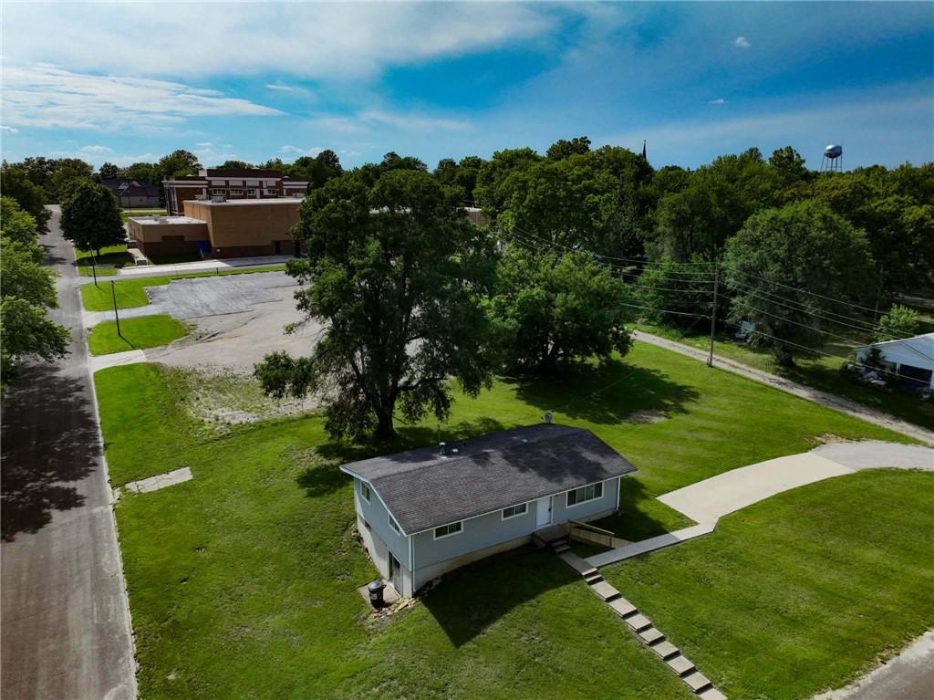 1115 3rd Avenue Property Photo 5