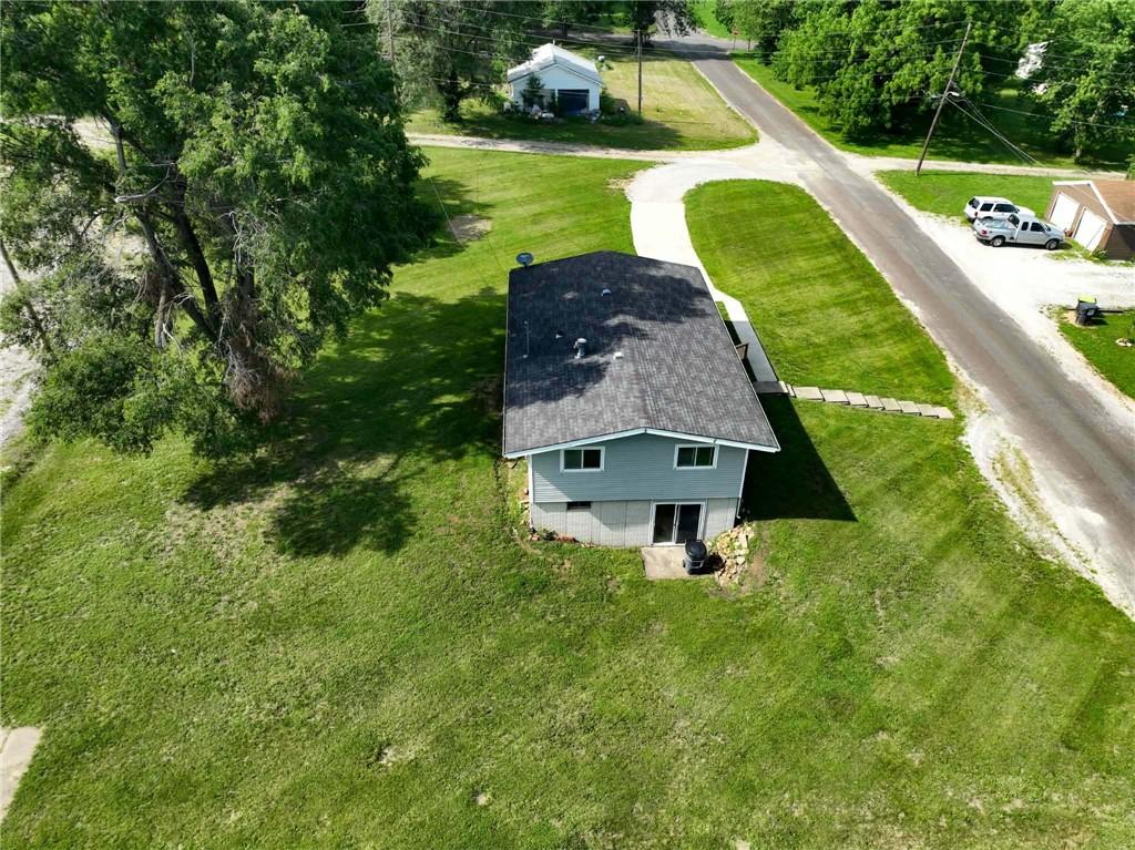 1115 3rd Avenue Property Photo 6