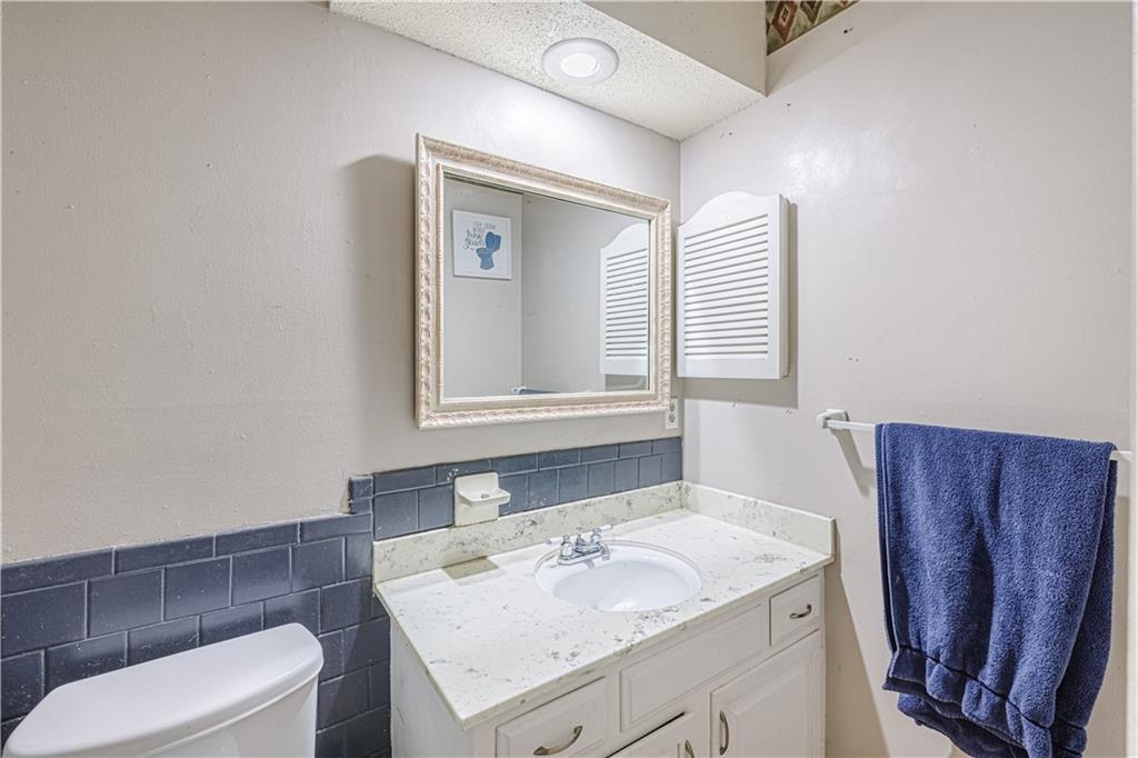 8033 N Harrison Lane Property Photo 10
