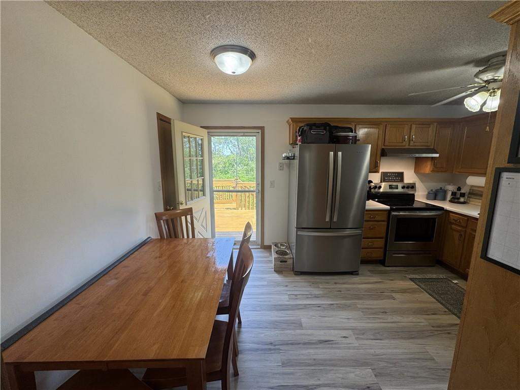 19218 Ponca Drive Property Photo 3