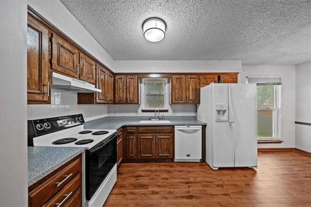 14805 S Bradley Drive Property Photo 7