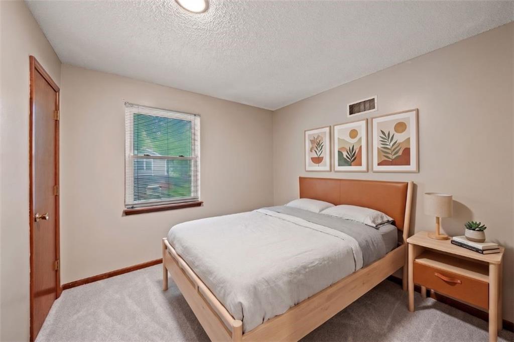 14805 S Bradley Drive Property Photo 14