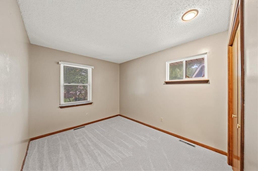 14805 S Bradley Drive Property Photo 17
