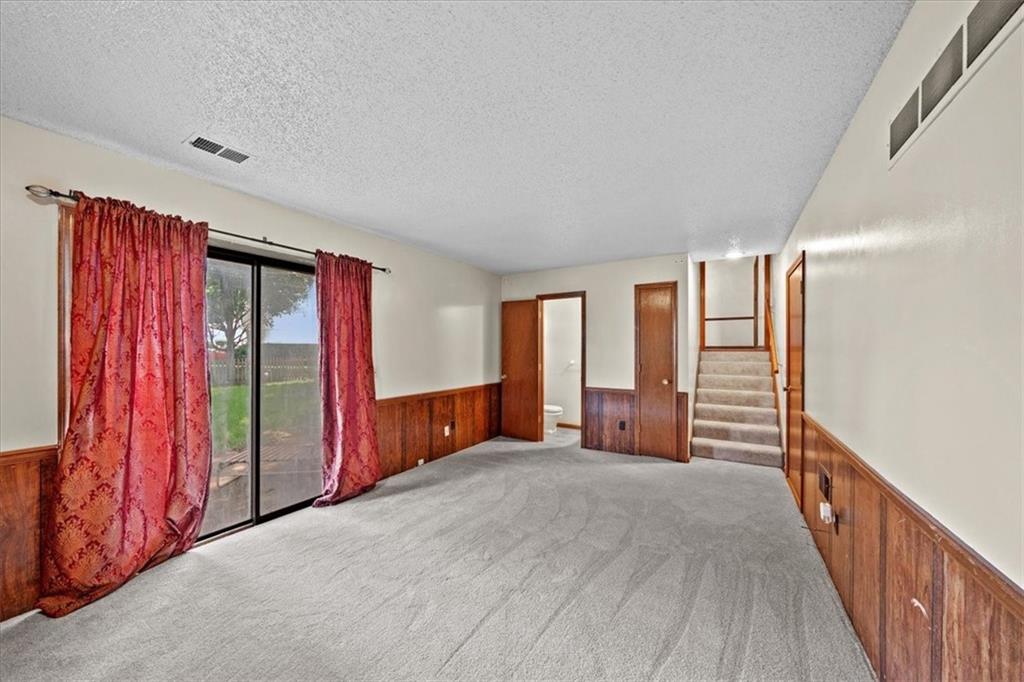 14805 S Bradley Drive Property Photo 28
