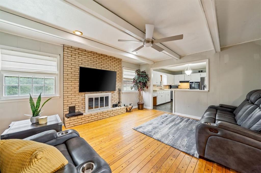 8701 Evanston Avenue Property Photo 5
