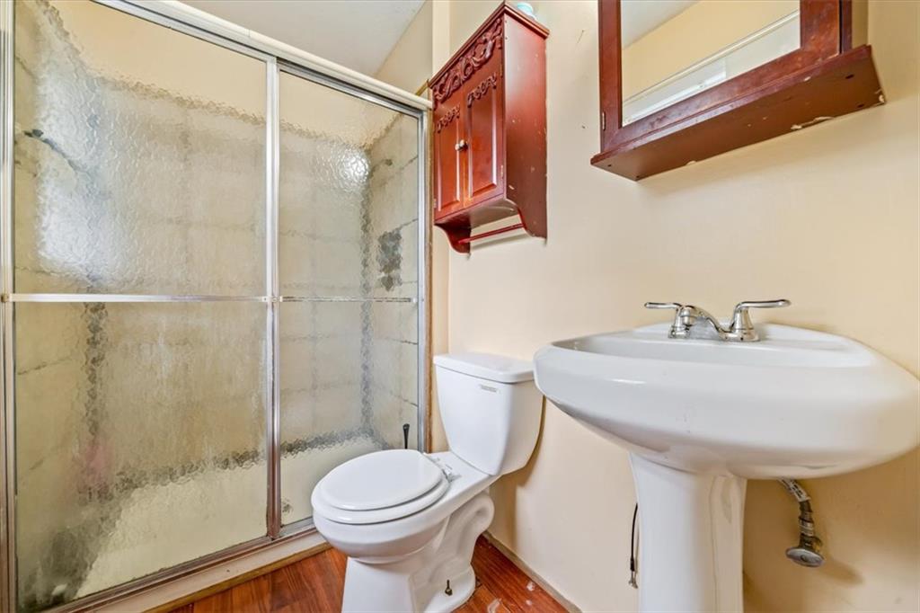 8701 Evanston Avenue Property Photo 14