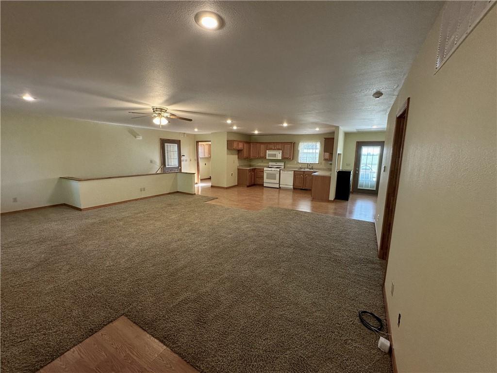 674 V Highway Property Photo 12
