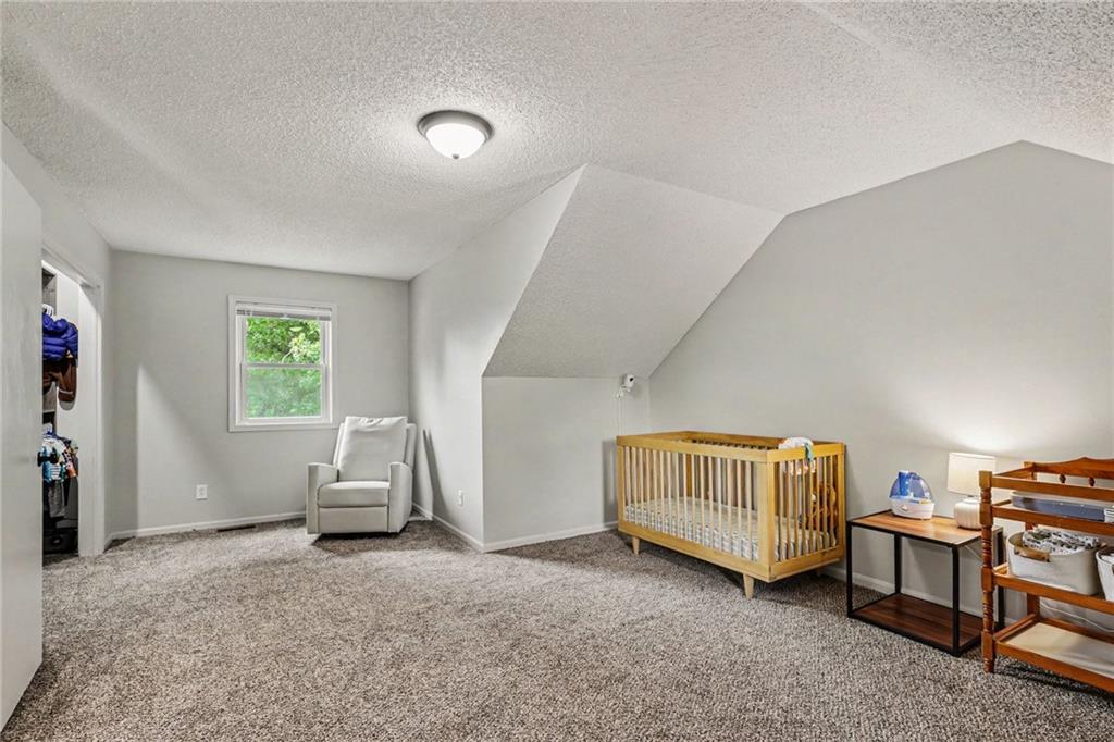 702 Howard Road Property Photo 14