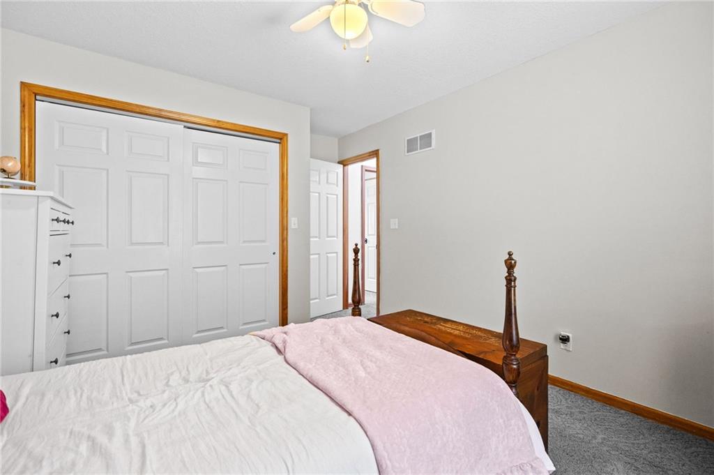 703 N Lincoln Street Property Photo 30