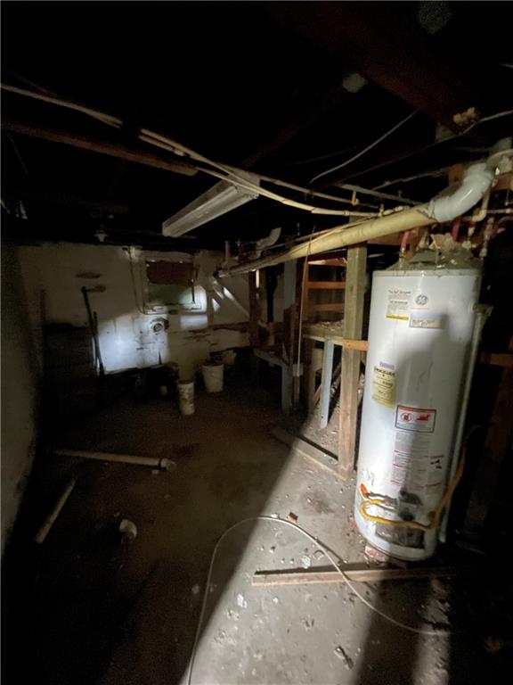 1818 S Overton Avenue Property Photo 8