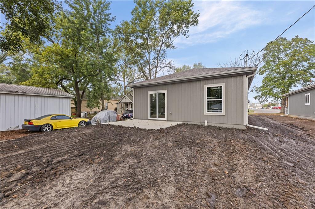 121 S Cedar Street Property Photo 34