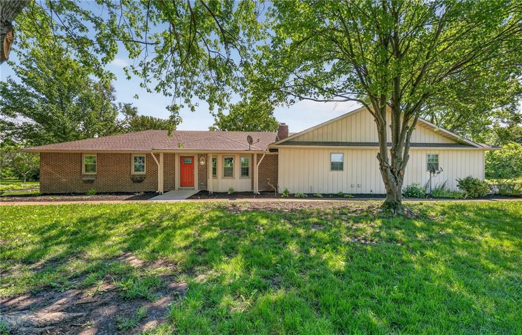 7743 Se Fred Evans Road Property Photo 1
