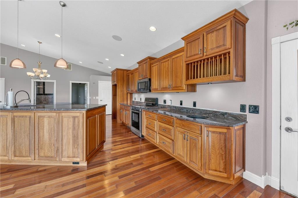 7743 Se Fred Evans Road Property Photo 16