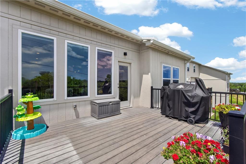 4021 Ne Sagamore Drive Property Photo 42