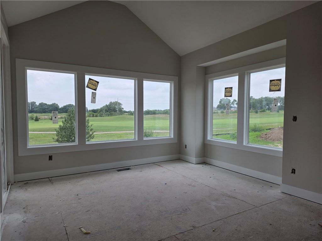4410 Tee Box Drive Property Photo 10
