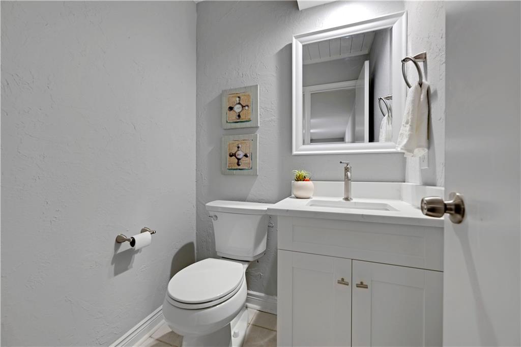 8017 W 149th Street Property Photo 33