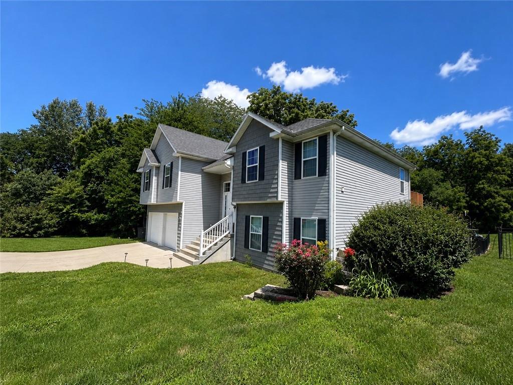 4707 Brookstone Drive Property Photo 1